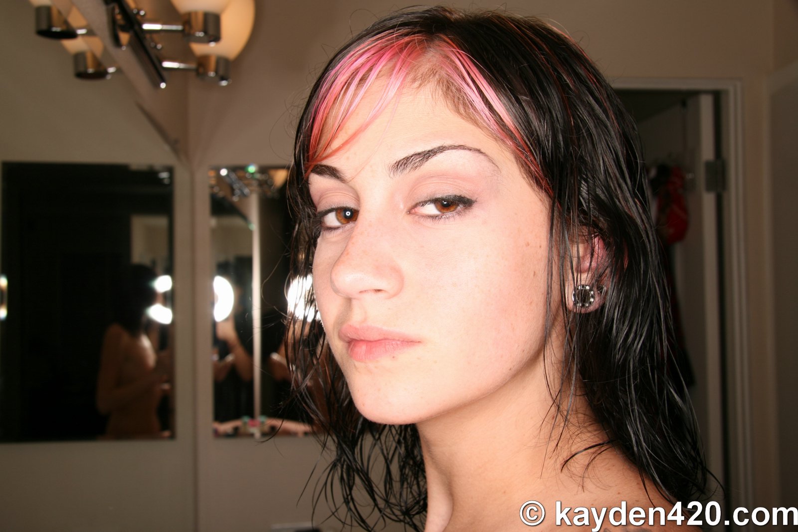 Kayden 420 Naked - NNConnect.com.